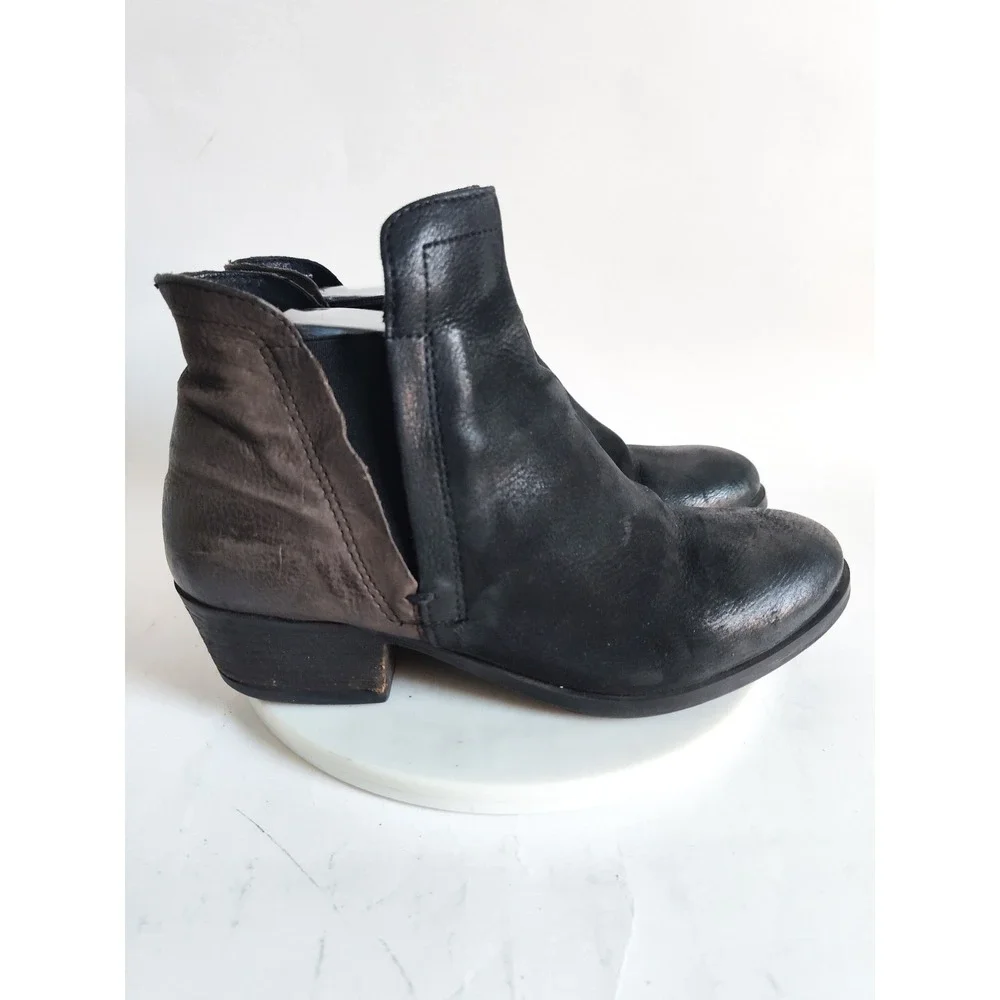 Miz Mooz Ankle Boots 8 / 38 Booties Two-Tone Black Bronze Leather Distressed